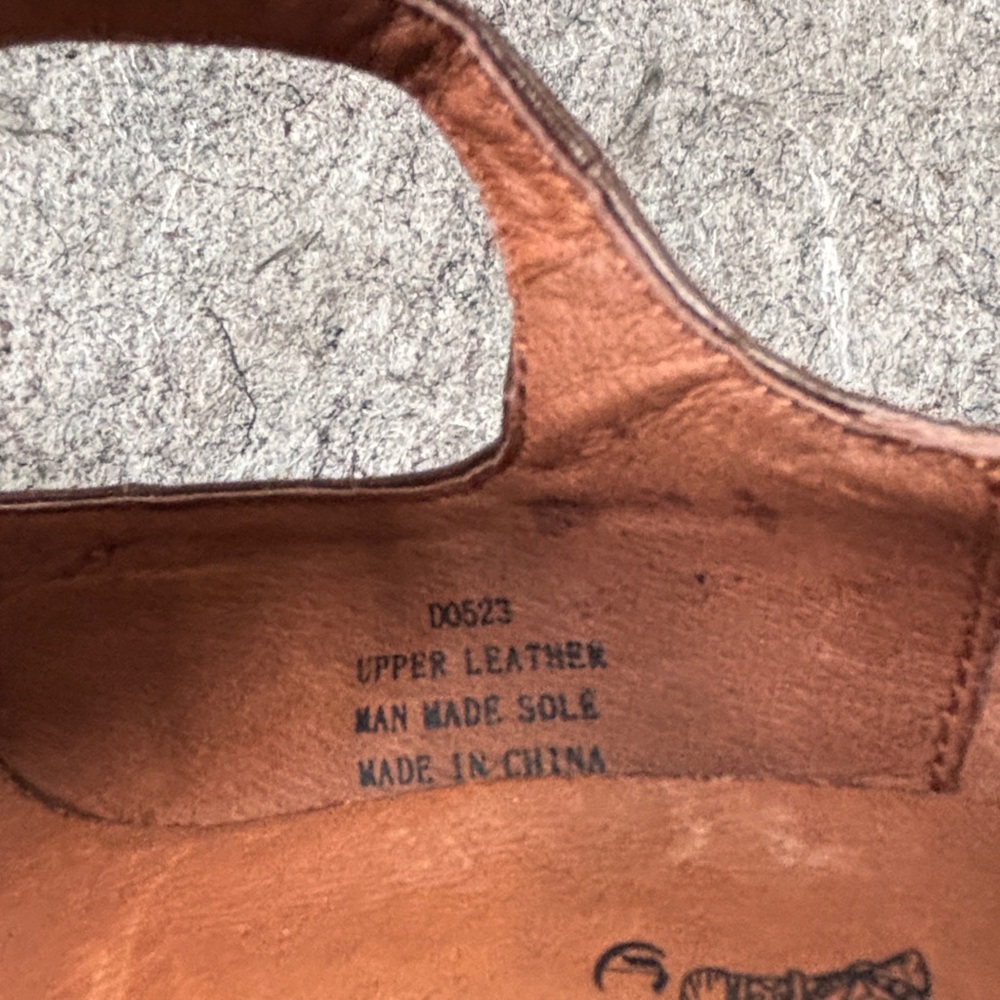 Crown Vintage brown leather ruffled T-strap heeled mary janes pumps - Picture 11 of 16
